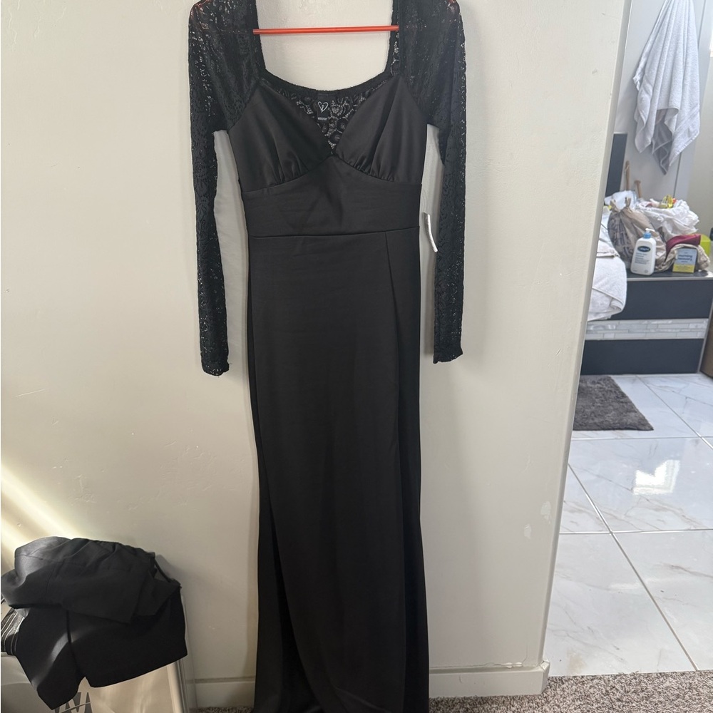 NWT Windsor Black Long Sleeve Lace Dress